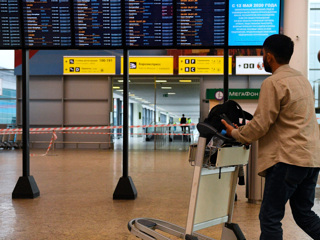 В аэропортах Москвы принимают электронные посадочные талоны