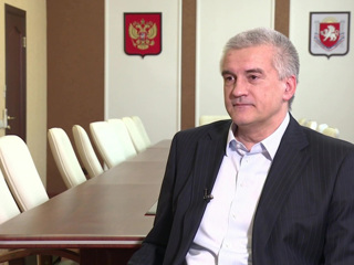 Аксенов: Россия не враг украинскому народу
