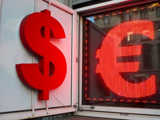 Моисеев сообщил о планах восстановления ряда мер валютного контроля