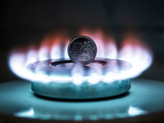 Премьер Италии: Германия начала платить за российский газ в рублях