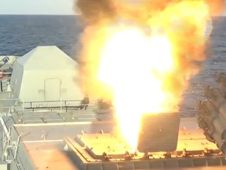 Появилось видео стрельбы Калибрами с борта фрегата ЧФ