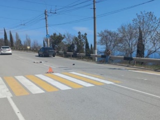 Автомобилист сбил двух школьников на пешеходном переходе в Крыму