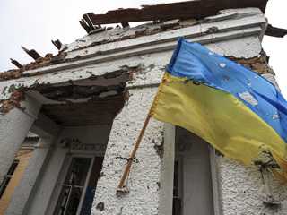 Украинские СМИ продлили военное положение в стране раньше Верховной рады