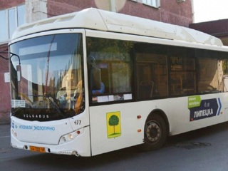 В Липецке мужчина умер на автобусной остановке