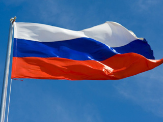 Утвержден стандарт поднятия российского флага в школах