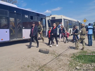 Операция в Мариуполе: что рассказывают вышедшие с Азовстали