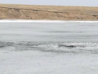 Ушла под лед: на видео попало фатальное ЧП на Ангаре