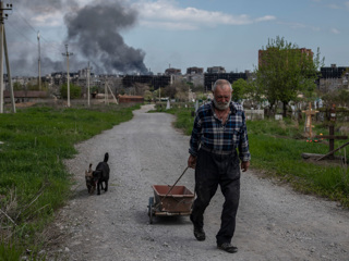 Неонацисты с Азовстали решили торговать заложниками