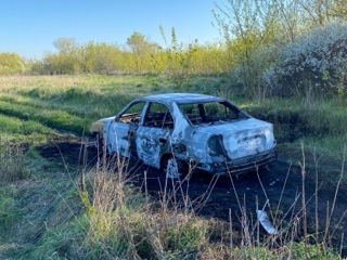 Мужчина заживо сгорел в машине на дороге в Курской области