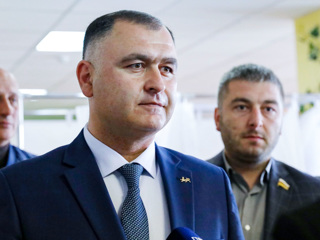 На выборах президента Южной Осетии побеждает Алан Гаглоев