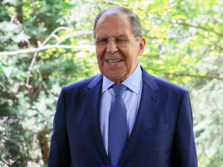 Слова Лаврова в Душанбе громко комментировали павлины