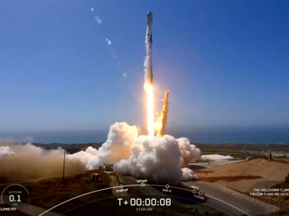 SpaceX вывела на орбиту 22 спутника Starlink нового поколения
