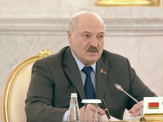 Лукашенко: Запад ведет ожесточенную борьбу за сохранение своих позиций в мире