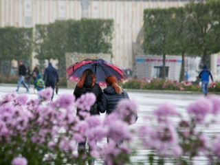 Тыл североатлантического циклона накроет Москву тучами и ливнями