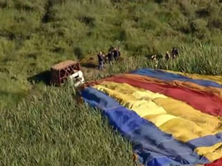 Воздушный шар с людьми упал в Махачкале после удара о скалу