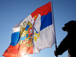 На AusOpen пытались конфисковать флаг Сербии, спутав с российским