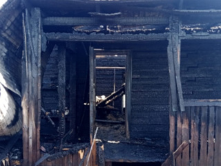 В сахалинском селе при пожаре погибла 84-летняя женщина