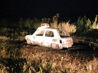 Тело прикованного к рулю мужчины нашли в сгоревшей машине на Алтае