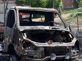 В Челябинской области под окнами многоэтажки взорвался грузовик