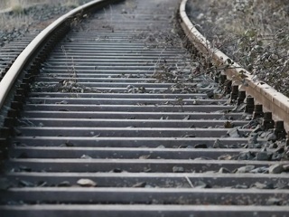 17-летняя девушка погибла под колесами поезда в Бурятии