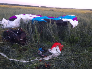 Пилот параплана погиб при падении в Пермском крае