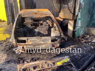 В Дагестане автомобильный вор взорвался в угнанной машине