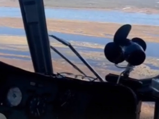 К месту жесткой посадки Ми-8 в Якутии отправлены два вертолета