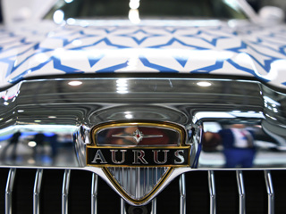 Aurus планирует в 2023 году произвести 200  внедорожников Komendant