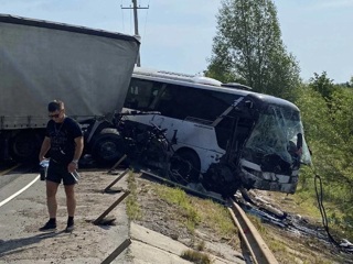 Автобус с призывниками попал в серьезное ДТП под Котласом