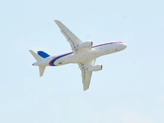 Самолет Москва-Ереван совершил экстренную посадку из-за дебошира