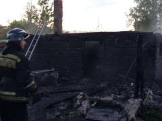 Две женщины сгорели в частном доме под Новосибирском