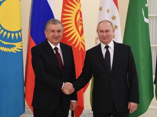 Путин обсудил с президентом Таджикистана подготовку к саммиту ШОС
