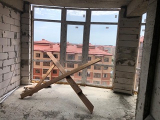 Рабочий погиб при падении с высоты на стройке жилого дома в Дагестане