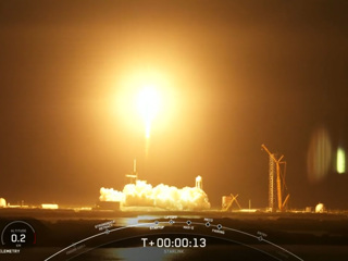 Компания SpaceX запустила ракету-носитель Falcon 9 c 34 микроспутниками Starlink