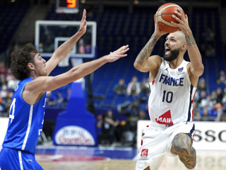 Французские баскетболисты стали полуфиналистами Евробаскета
