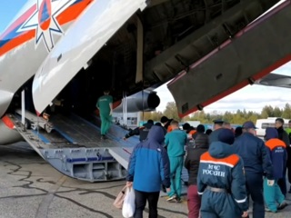 Самолет МЧС с пострадавшими вылетел из Ижевска