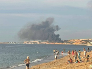 В Севастополе самолет загорелся после посадки