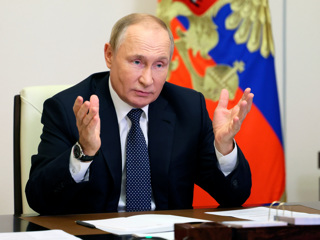 Путин поблагодарил Обуховский завод за вклад в безопасность страны