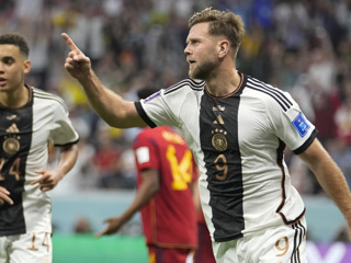 Сборная Германии вырвала ничью в матче с Испанией