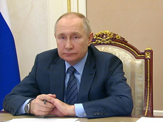 Путин озадачил кабмин ростом зарплат бюджетников и созданием технопарков