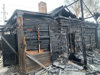 Мать и двое детей погибли во время пожара под Красноярском