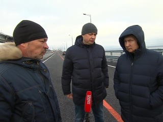 Песков рассказал, что делал Путин на Крымском мосту