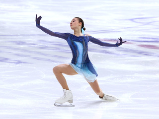 Фигуристка Акатьева впервые выиграла чемпионат России