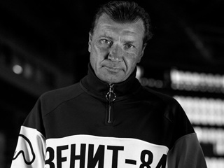 Скончался трехкратный чемпион страны футболист Дмитриев