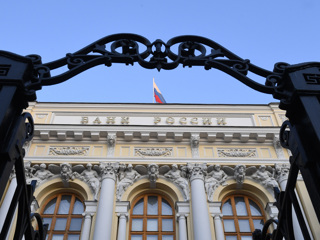Центробанк не видит в ослаблении рубля рисков финстабильности