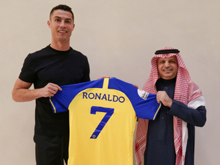 Роналду провел первую тренировку в составе саудовского клуба