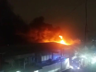 Пожар на площади 300 "квадратов" произошел на рынке в Хасавюрте