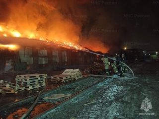 В Красноярске удалось локализовать масштабный пожар