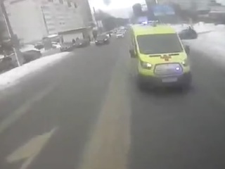 Момент смертельной аварии со скорой помощью в Казани попал на видео