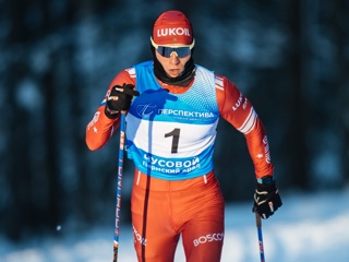 Большунов взял золото в спринтерской гонке Кубка России